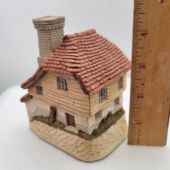 Vintage David Winter Cottages British Traditions March THE BOAT HOUSE w Box COA - Picture 5 of 11